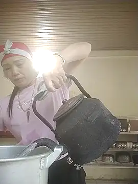 Snapshot of meo-meo00 chatting on October 14, 2025, 1:50 am meo-meo00 online show from October 14, 2025, 1:50 am