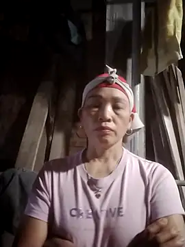 Snapshot of meo-meo00 chatting on November 17, 2025, 6:24 pm meo-meo00 online show from November 17, 2025, 6:24 pm