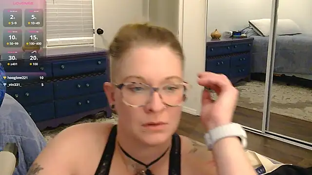 dixie comanche online show from October 1, 2025, 3:12 am