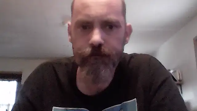 crazyheratic8 online show from November 8, 2025, 9:57 pm