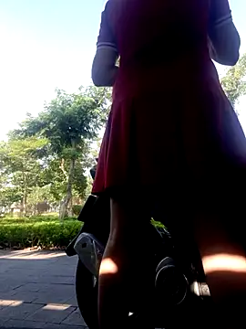 Snapshot of Zun_121 chatting on October 18, 2025, 12:57 am Zun 121 online show from October 18, 2025, 12:57 am