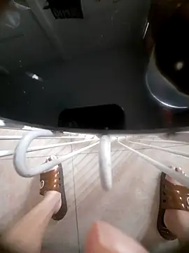 Snapshot of Zun_121 chatting on October 22, 2025, 6:02 am Zun 121 online show from October 22, 2025, 6:02 am