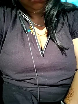 Angel queen1 online show from October 29, 2025, 1:41 am