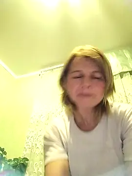 Masha412111 online show from November 17, 2025, 3:40 pm