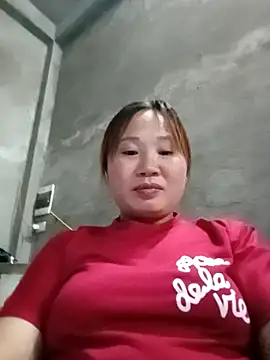 Snapshot of Suka_xx chatting on October 16, 2025, 2:29 pm Suka xx online show from October 16, 2025, 2:29 pm