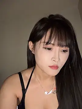 Snapshot of weiweibaby9 chatting on October 5, 2025, 2:15 pm weiweibaby9 online show from October 5, 2025, 2:15 pm