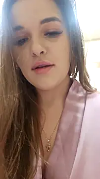 EmilyWhispers online show from February 10, 2026, 7:40 pm