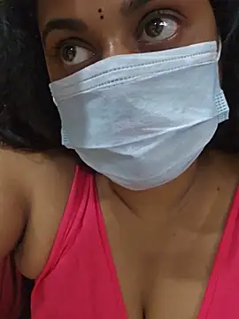 Dheronika sweetie online show from May 14, 2026, 11:39 am