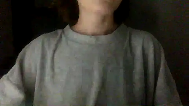 KyleeSilkk online show from October 1, 2025, 6:03 pm