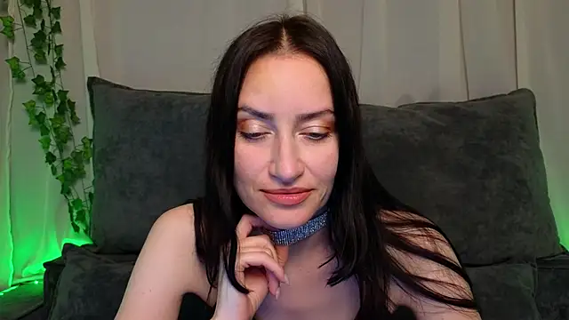 helen weis online show from October 2, 2025, 9:38 am