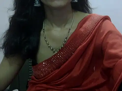 Laila Cute online show from May 23, 2026, 3:38 pm