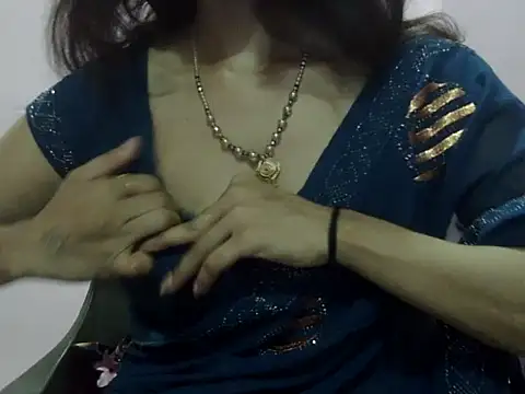 Laila Cute online show from May 26, 2026, 1:40 pm