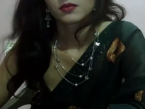 Laila Cute online show from June 20, 2026, 4:43 pm