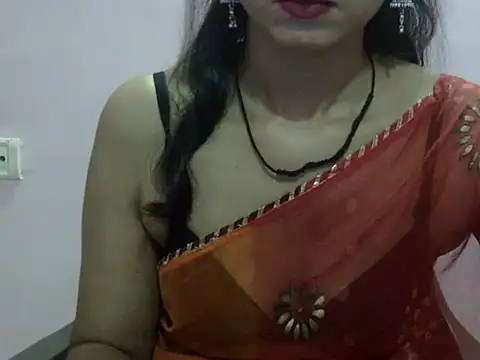 Laila Cute online show from June 29, 2026, 4:29 pm
