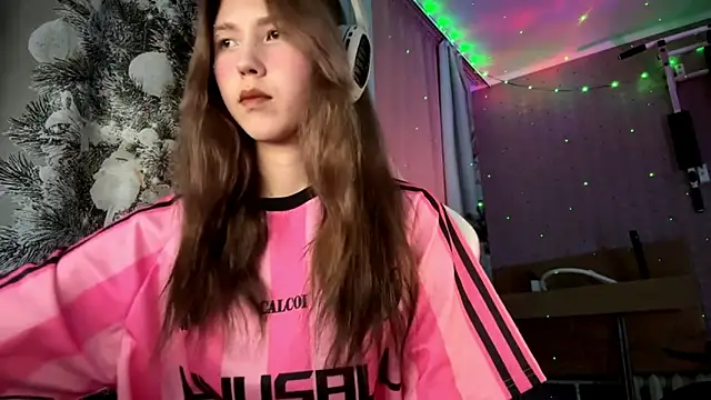 Snapshot of Jerrieberry chatting on October 9, 2025, 1:09 pm Jerrieberry online show from October 9, 2025, 1:09 pm