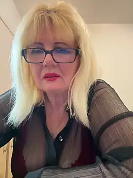 BoloshkaBlonda online show from October 10, 2025, 12:09 am