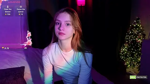 midnightMaya online show from February 11, 2026, 8:14 pm