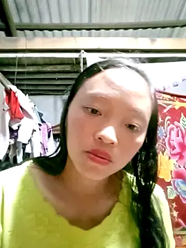 Snapshot of Minkine022 chatting on October 19, 2025, 9:10 am Minkine022 online show from October 19, 2025, 9:10 am