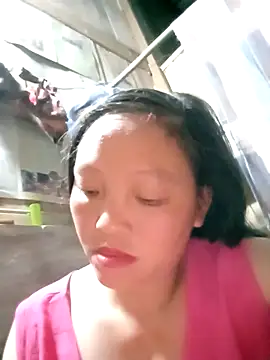 Snapshot of Minkine022 chatting on November 10, 2025, 11:20 am Minkine022 online show from November 10, 2025, 11:20 am