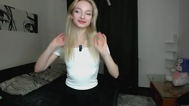 Snapshot of PocketDollX chatting on October 24, 2025, 1:51 pm PocketDollX online show from October 24, 2025, 1:51 pm