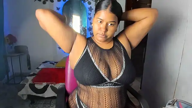 Ebony luna online show from July 22, 2026, 7:49 pm