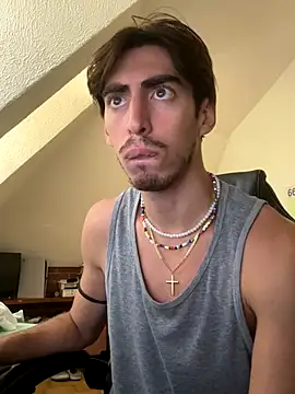 Snapshot of BABYJR05 chatting on October 1, 2025, 2:12 pm BABYJR05 online show from October 1, 2025, 2:12 pm