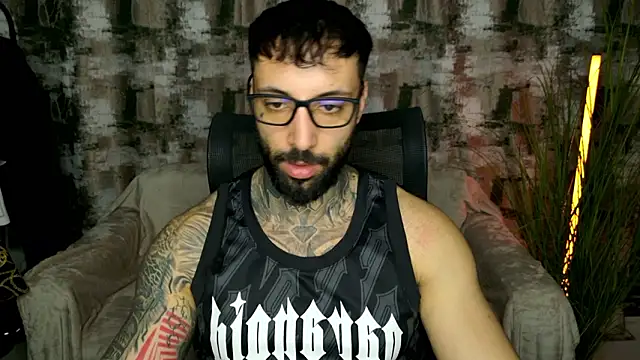 Snapshot of MasculineGuy99 chatting on February 10, 2026, 6:56 pm MasculineGuy99 online show from February 10, 2026, 6:56 pm