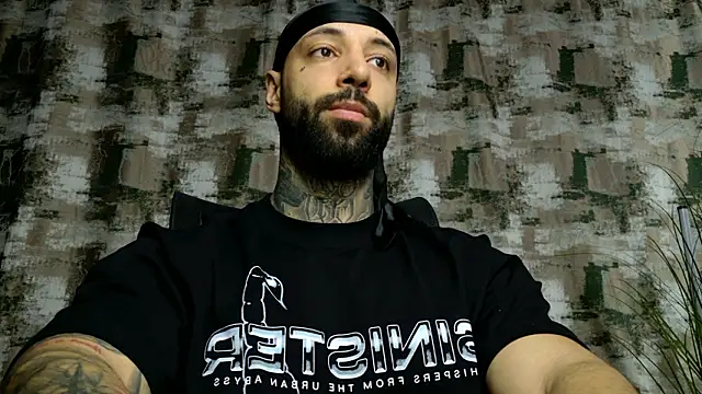 Snapshot of MasculineGuy99 chatting on February 21, 2026, 12:28 pm MasculineGuy99 online show from February 21, 2026, 12:28 pm