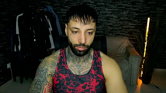 Snapshot of MasculineGuy99 chatting on March 15, 2026, 7:20 pm MasculineGuy99 online show from March 15, 2026, 7:20 pm