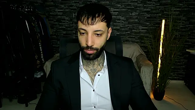 Snapshot of MasculineGuy99 chatting on March 21, 2026, 7:06 pm MasculineGuy99 online show from March 21, 2026, 7:06 pm