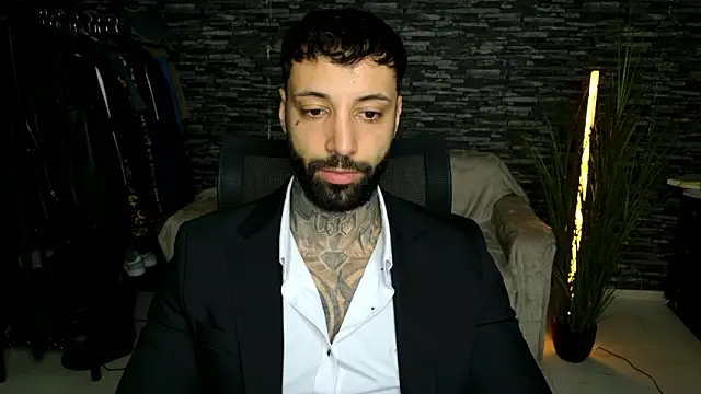 Snapshot of MasculineGuy99 chatting on March 22, 2026, 8:12 pm MasculineGuy99 online show from March 22, 2026, 8:12 pm