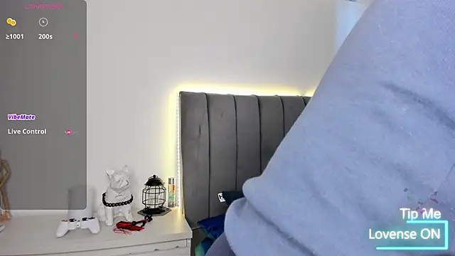 JARETHH online show from October 19, 2025, 1:34 pm