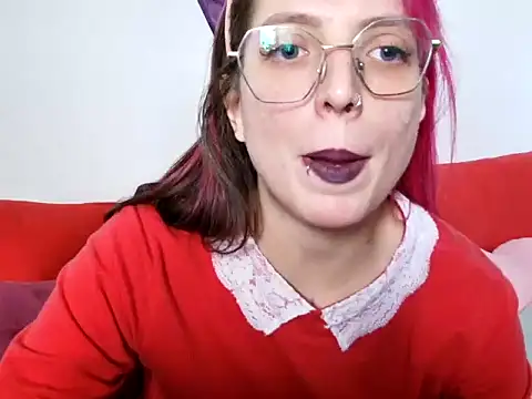 Fairybomb0n online show from October 7, 2025, 2:14 pm