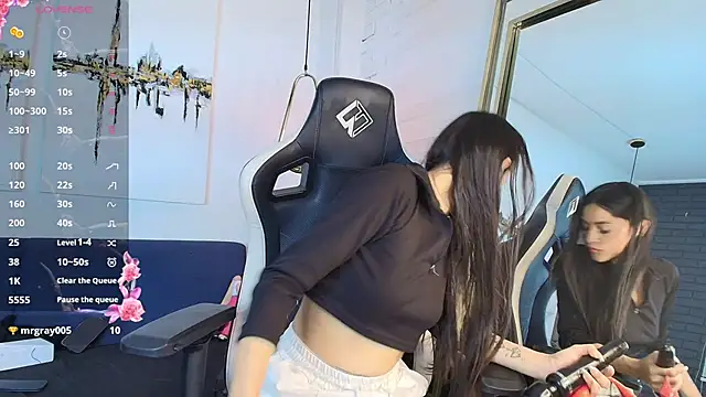 Snapshot of Matti_sofia_ chatting on October 2, 2025, 6:59 pm Matti sofia online show from October 2, 2025, 6:59 pm