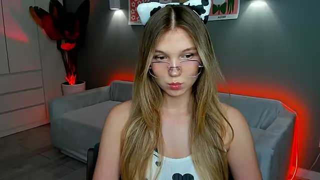 linakorvin online show from November 23, 2025, 1:11 pm