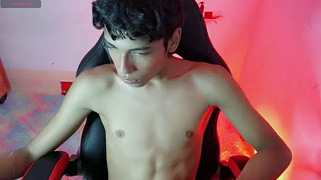 Snapshot of Im_david02 chatting on October 16, 2025, 1:23 pm Im david02 online show from October 16, 2025, 1:23 pm