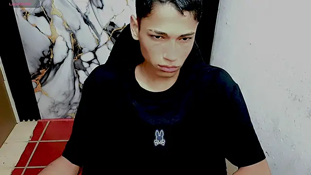 Im david02 online show from February 16, 2026, 12:45 pm