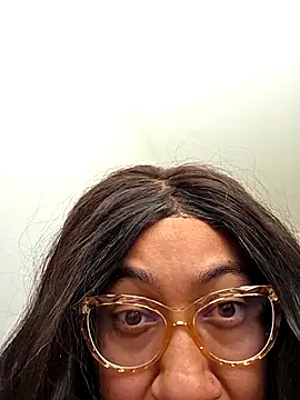 Adri-x online show from October 2, 2025, 8:38 pm