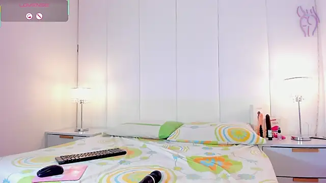 Krystin1 online show from December 23, 2025, 4:43 am