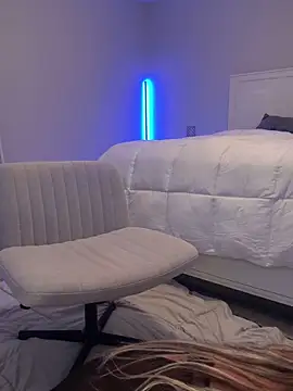 privateplaymilf online show from November 14, 2025, 5:28 am