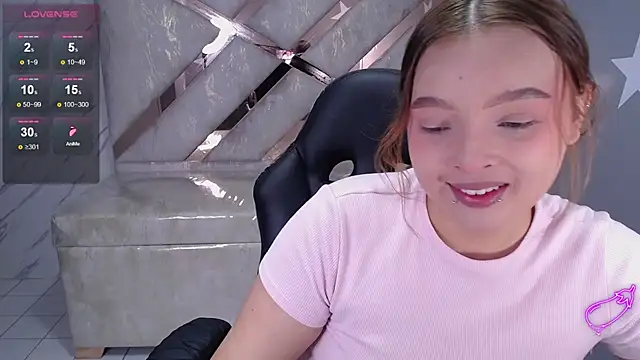 mia foster t online show from April 30, 2026, 1:17 pm