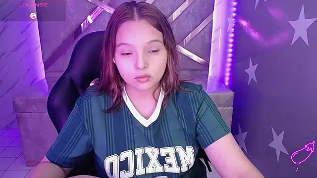 mia foster t online show from May 12, 2026, 1:08 pm