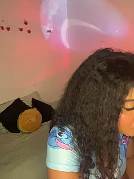 Snapshot of mitschellfox21 chatting on November 14, 2025, 9:57 pm mitschellfox21 online show from November 14, 2025, 9:57 pm