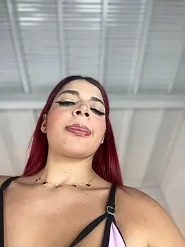 Snapshot of ArieliciousXXX chatting on November 18, 2025, 1:04 pm ArieliciousXXX online show from November 18, 2025, 1:04 pm