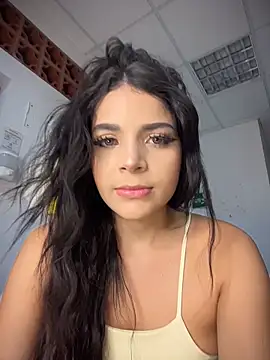 ArieliciousXXX online show from June 13, 2026, 1:20 pm