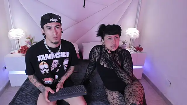 Snapshot of conjuring_ chatting on November 3, 2025, 3:08 am conjuring online show from November 3, 2025, 3:08 am