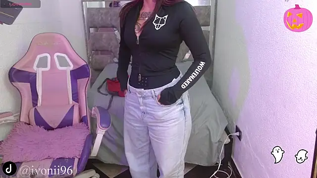 ivoni online show from October 28, 2025, 7:27 pm