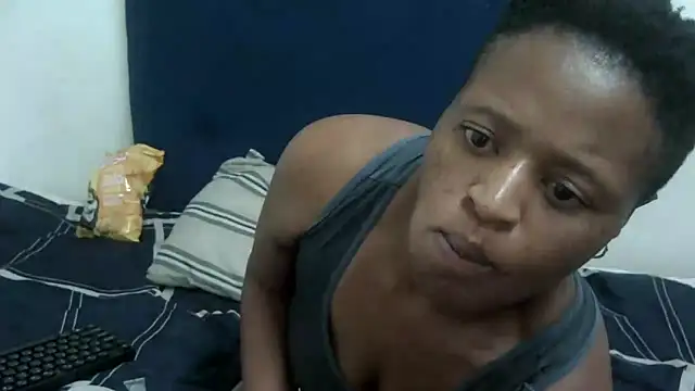 Snapshot of ShyHun16 chatting on October 21, 2025, 9:04 pm ShyHun16 online show from October 21, 2025, 9:04 pm