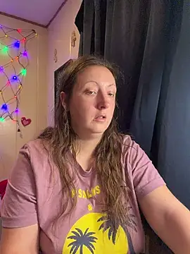 allnaturalmermaid online show from April 23, 2026, 9:28 pm