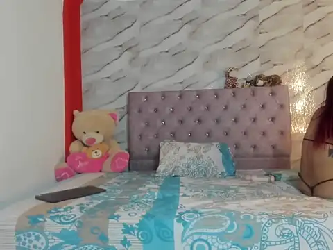 Snapshot of Stefany_Andruw chatting on October 17, 2025, 1:25 pm Stefany Andruw online show from October 17, 2025, 1:25 pm